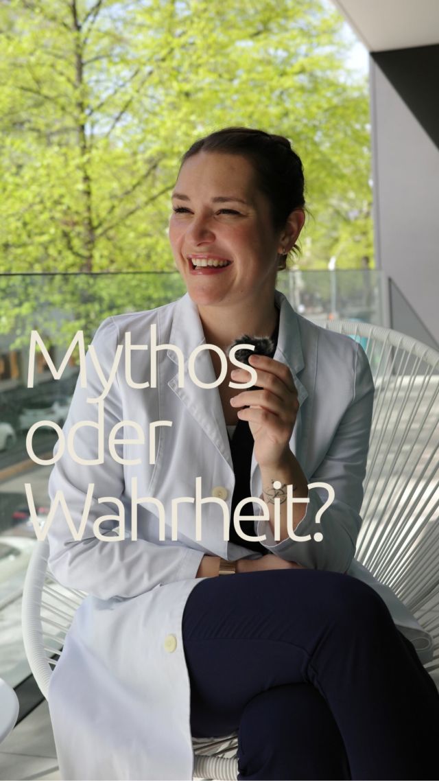In diesem Reel klären wir die häufigsten Mythen rund um die Augenlidstraffung.  Spoiler: Vieles davon stimmt so nicht.  Transparenz ist uns wichtig, damit du gut informiert die beste Entscheidung für dich triffst.