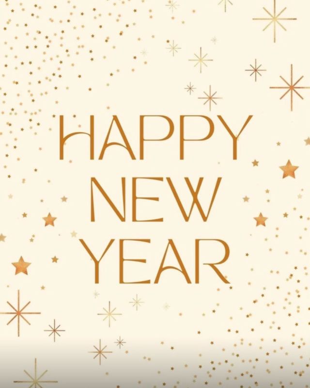 „Wir wünschen all unseren Patientinnen, Patienten und Freunden ein glückliches, gesundes und erfolgreiches neues Jahr! 💫
Der Jahreswechsel ist der perfekte Moment für neue Ideen, zur Reflexion des Vergangenen und für einen energetischen Neustart. Ich blicke voller Dankbarkeit auf das letzte Jahr zurück – mein besonderer Dank gilt meinem großartigen Team, das mit unermüdlichem Einsatz und viel positiver Energie zu diesem gemeinsamen Erfolg beigetragen hat. Wir freuen uns darauf, auch im neuen Jahr wieder für Sie da zu sein!“  „We wish all our patients and friends a happy, healthy, and successful New Year! 💫
The turn of the year is the perfect moment for new ideas, reflecting on the past, and an energetic reset. I look back on the past year with deep gratitude—my special thanks go to my amazing team, whose tireless dedication and positive energy made our shared success possible. We look forward to being there for you again in the coming year!“